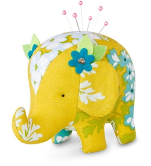 Effie and Ollie Elephant Pincushion Kit Toy